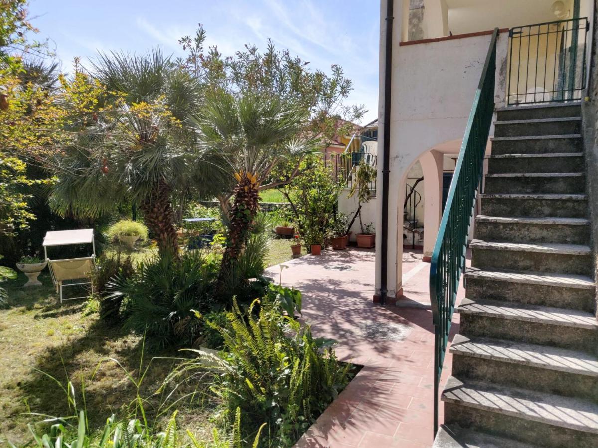 Appartement Il Poggio Di Poiolo à San Bartolomeo Al Mare Extérieur photo