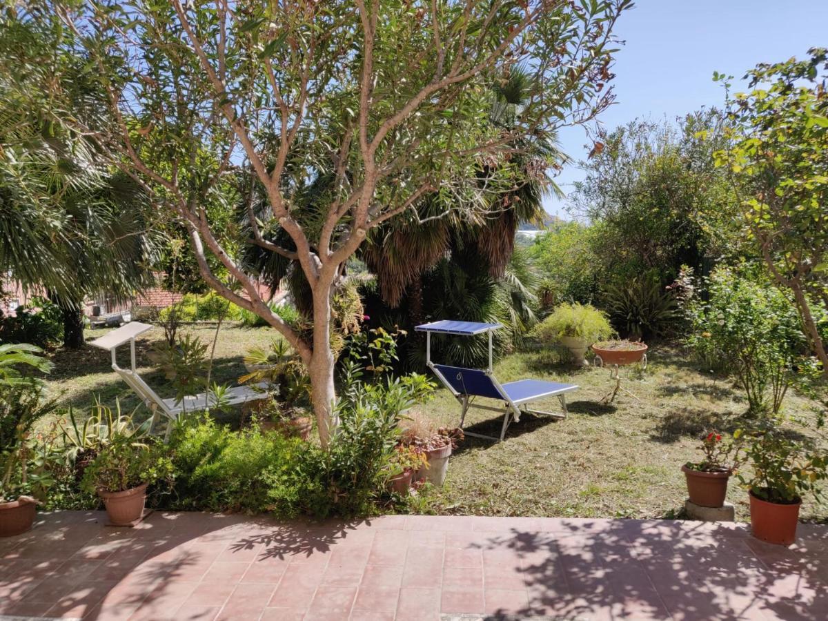 Appartement Il Poggio Di Poiolo à San Bartolomeo Al Mare Extérieur photo