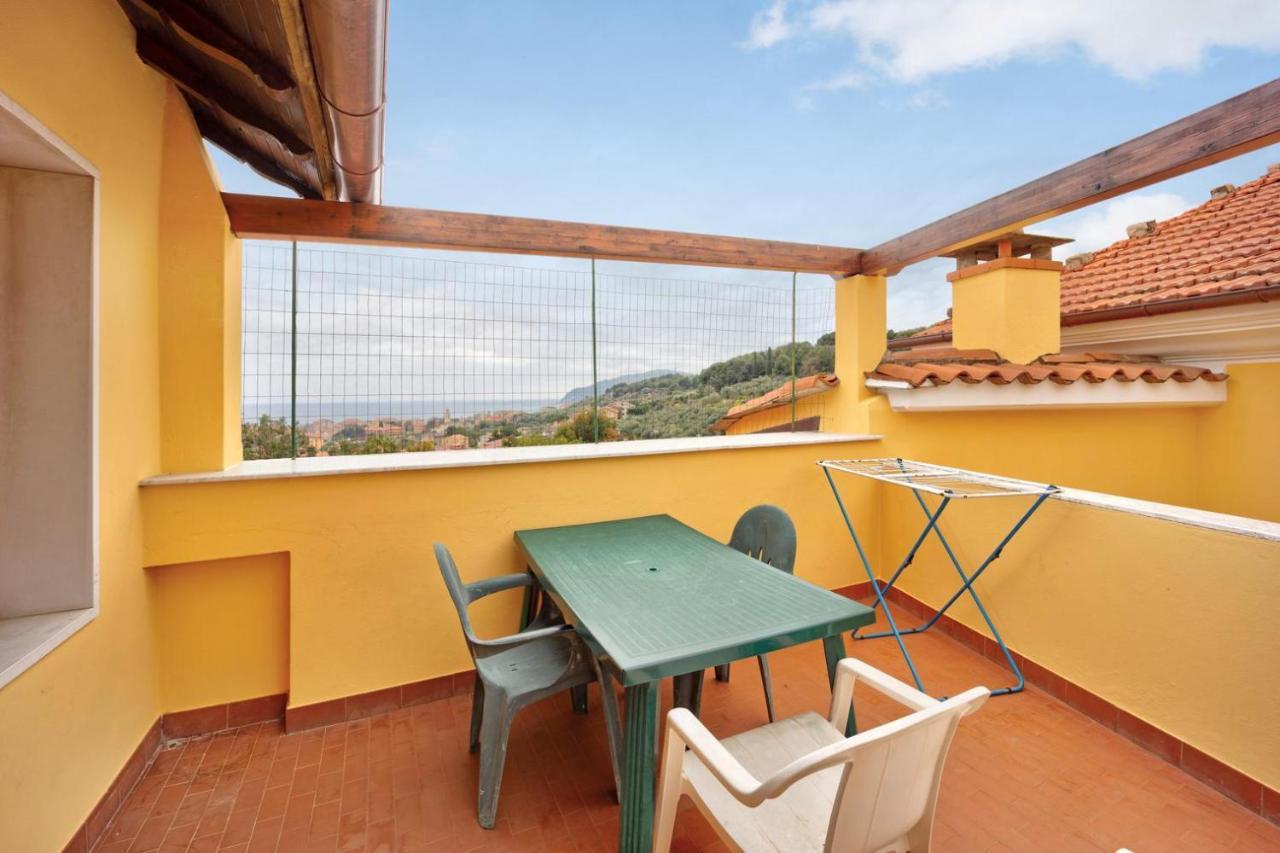 Appartement Il Poggio Di Poiolo à San Bartolomeo Al Mare Extérieur photo