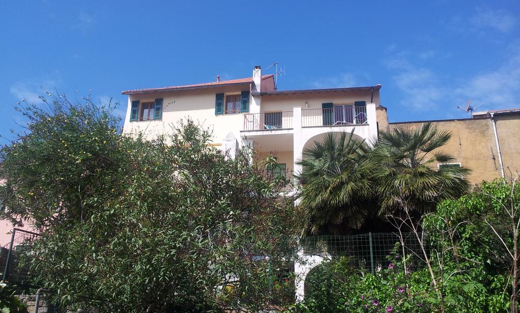 Appartement Il Poggio Di Poiolo à San Bartolomeo Al Mare Extérieur photo